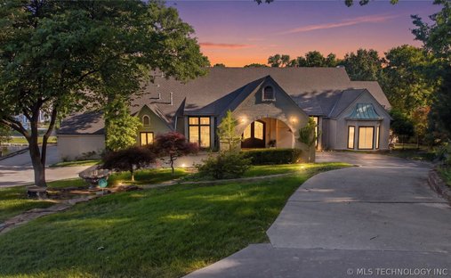 Haus in Cedarhurst of Woodland Hills, Oklahoma, Vereinigte Staaten 1