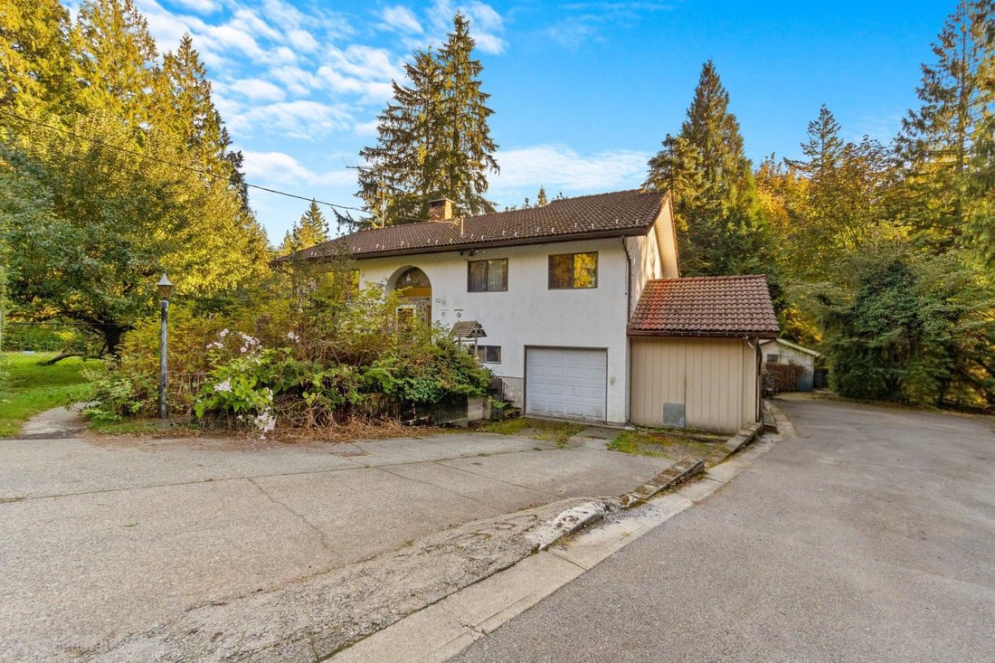 House in Coquitlam, British Columbia, Canada 4 - 18257046