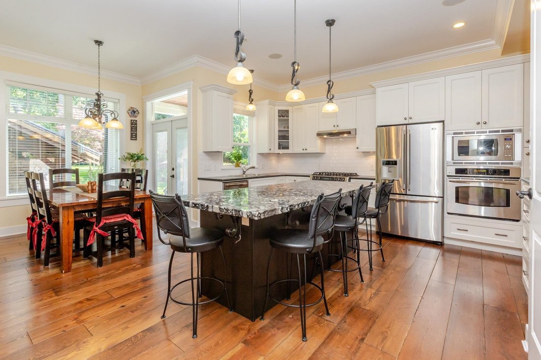House in Langley Township, British Columbia, Canada 5 - 18256737