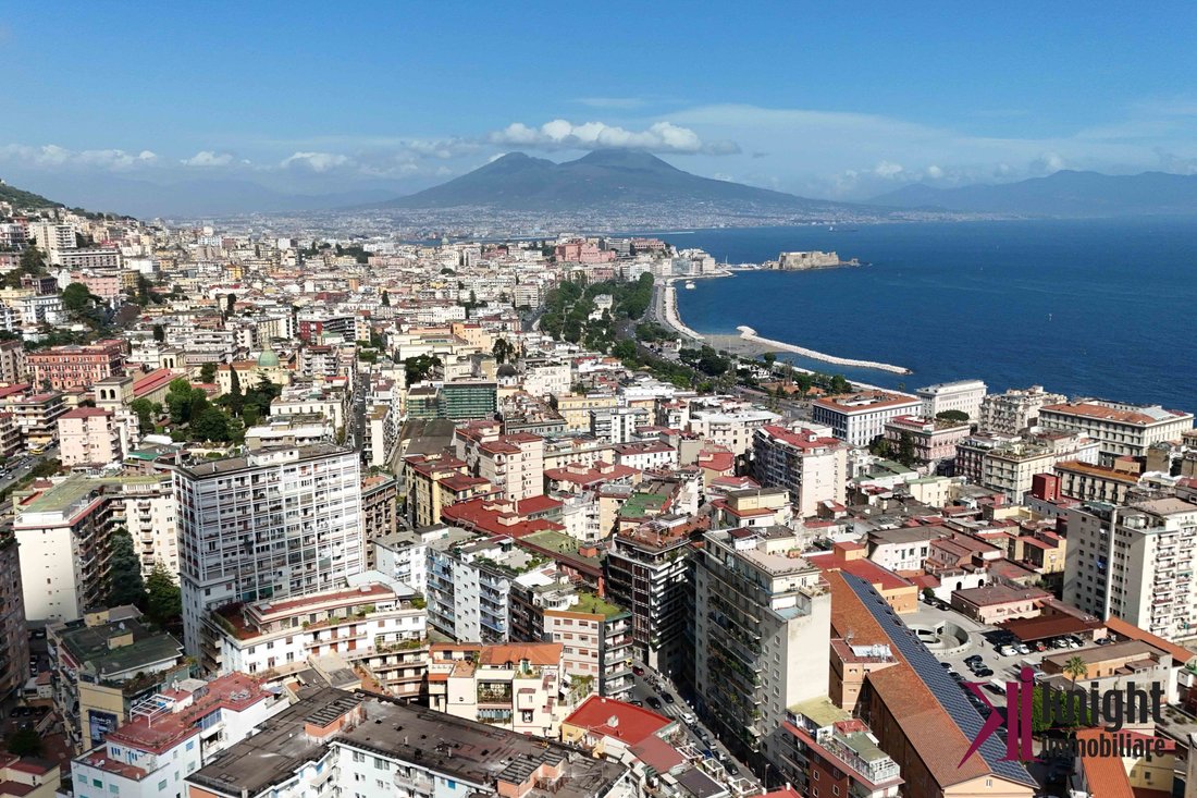 Apartment in Chiaia, Naples, Campania 1 - 17951689