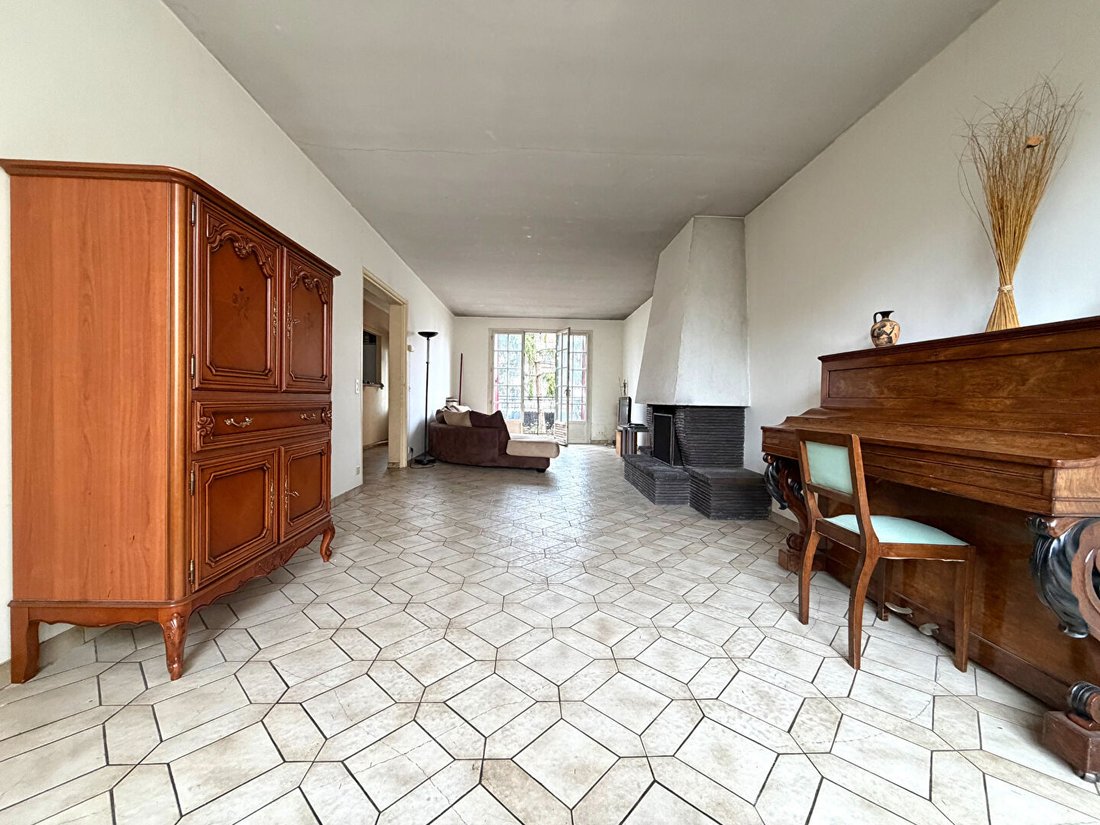 Villa in Charentonneau, Maisons-Alfort, France 2 - 18256124