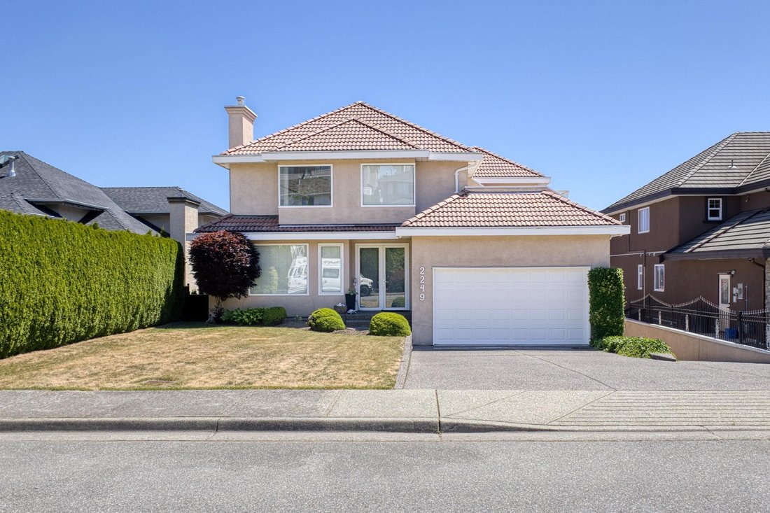 House in Coquitlam, British Columbia, Canada 1 - 18257120