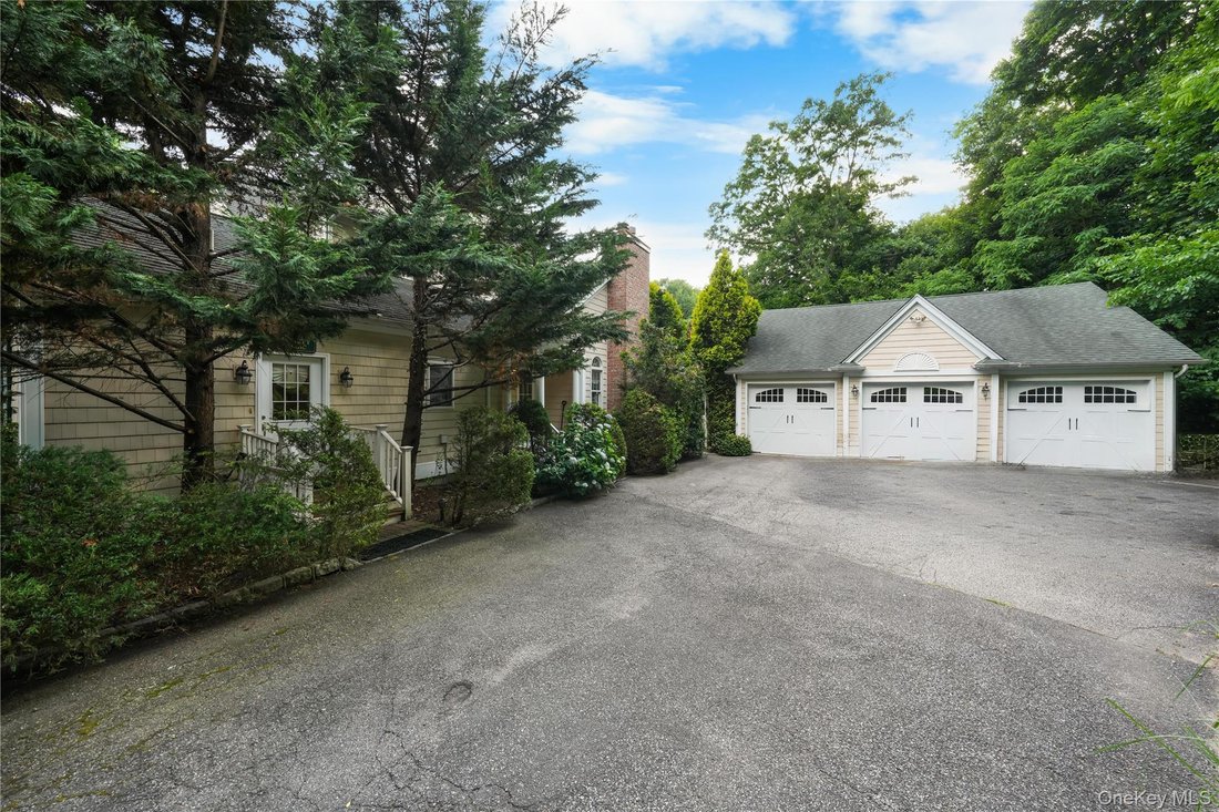 House in Huntington Station, New York, United States 4 - 18254567