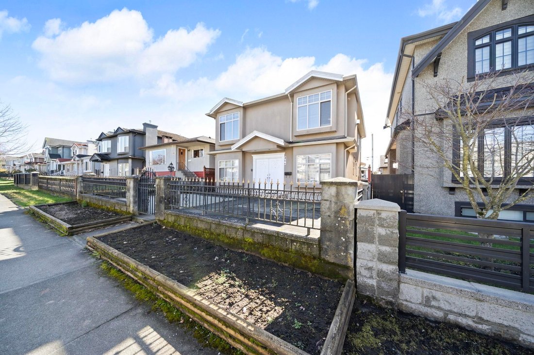House in Vancouver, British Columbia, Canada 2 - 18257089