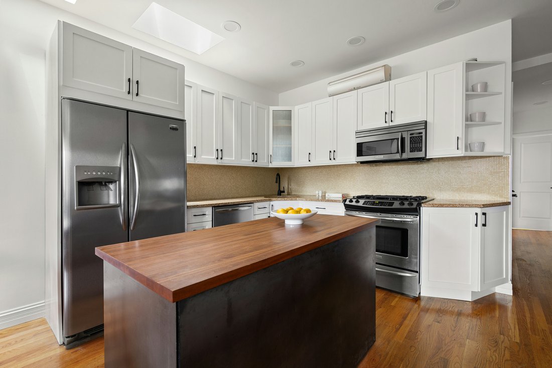 Condo in New York, New York, United States 3 - 18256209