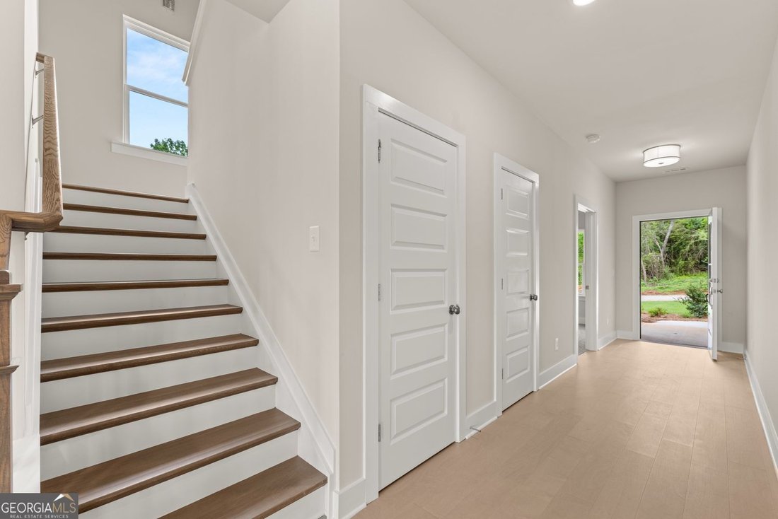 House in Gainesville, Georgia, United States 3 - 18160221