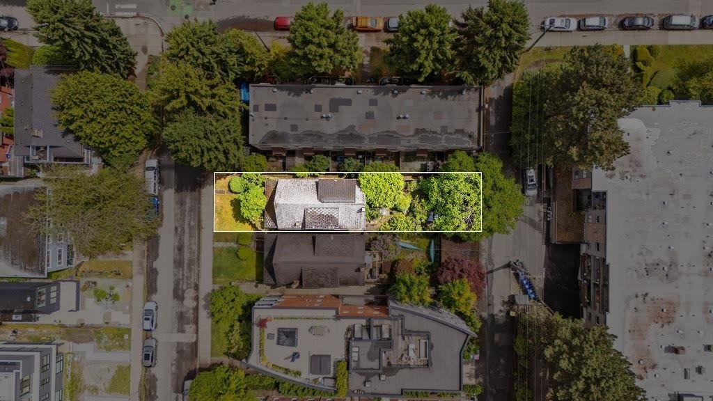 House in Vancouver, British Columbia, Canada 5 - 18257084