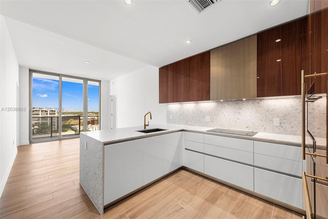 Condo in Miami, Florida, United States 1 - 18251742