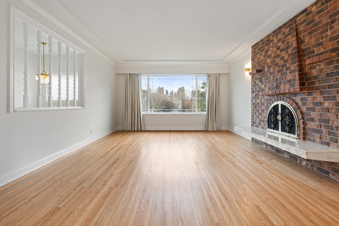 House in Burnaby, British Columbia, Canada 5 - 18257009
