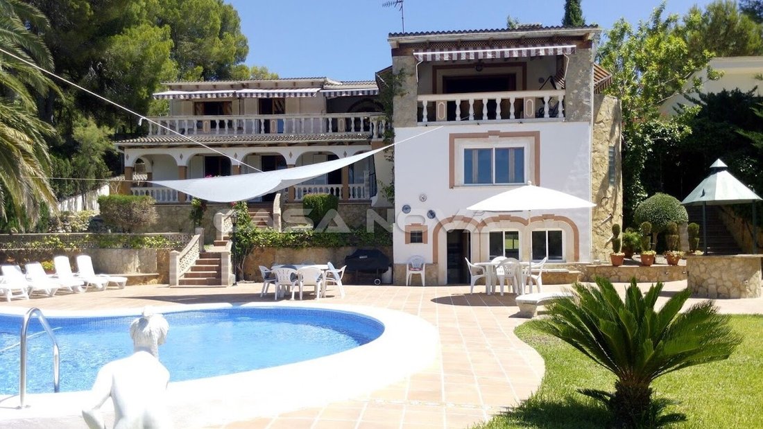 Villa in Rotes Velles, Calvia, Balearic Islands 2 - 18244120