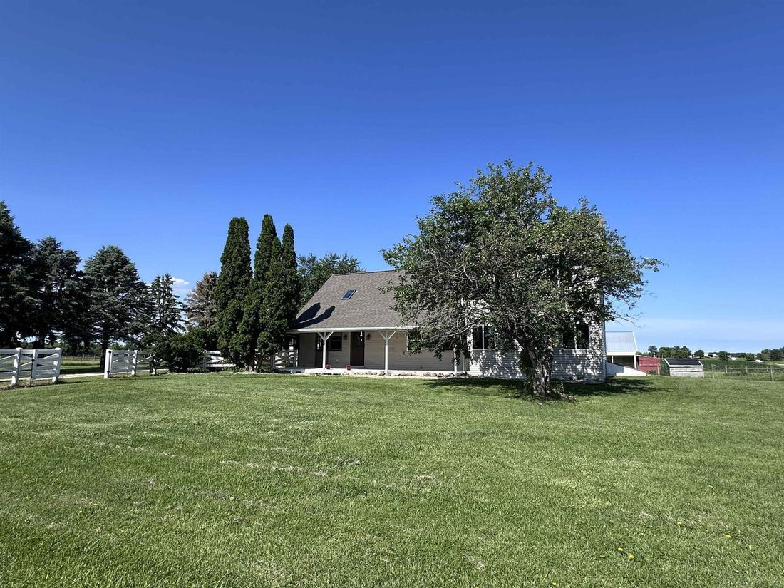House in Delavan, Wisconsin, United States 4 - 18253491