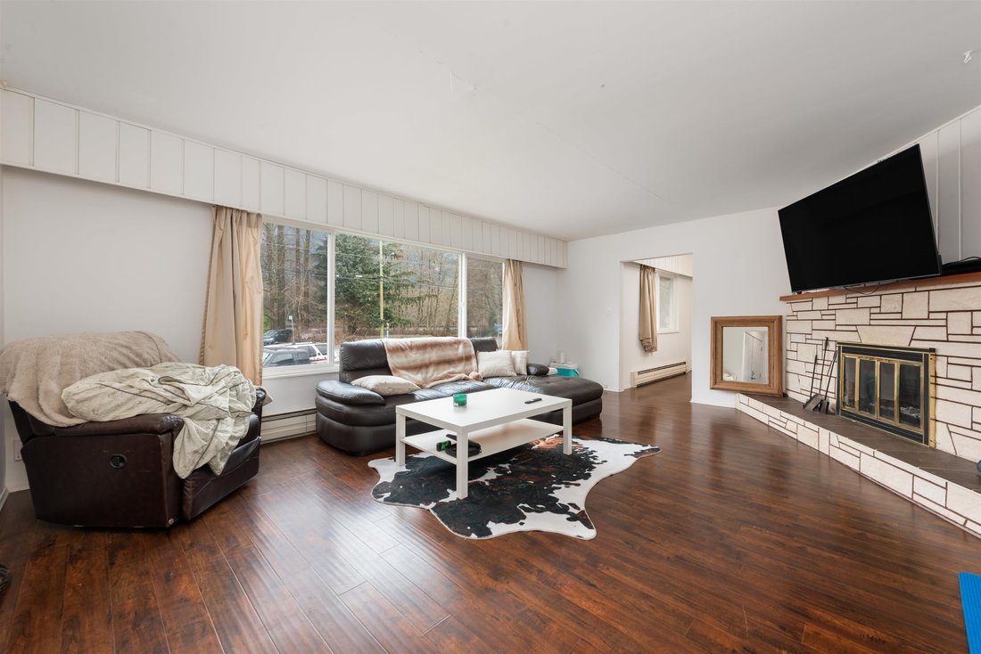 House in Squamish, British Columbia, Canada 5 - 18256970
