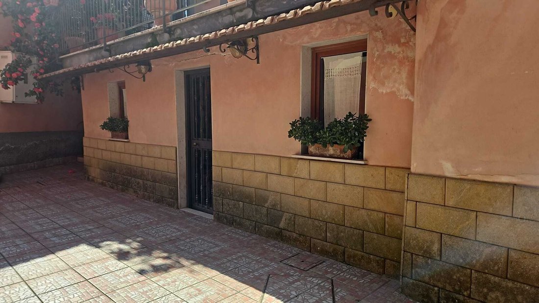 Apartment in Naples, Campania, Italy 2 - 17551719