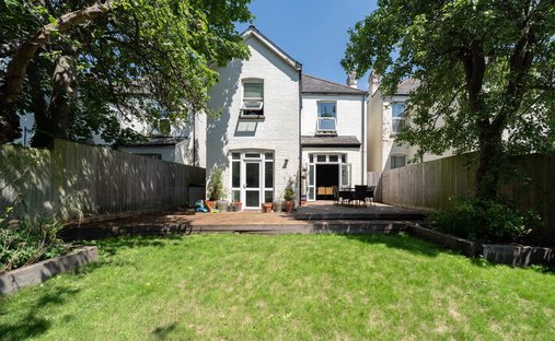 Apartment in West Hampstead, Camden, England 1