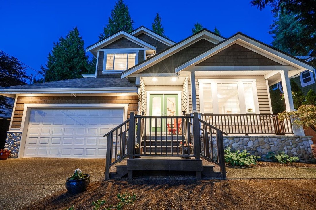 House in Surrey, British Columbia, Canada 2 - 18256755