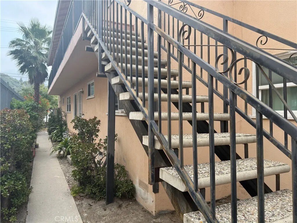 Condo in Los Angeles, California, United States 3 - 18257353