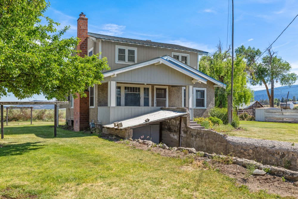 Farm Ranch in Klamath Falls, Oregon, United States 2 - 18252964