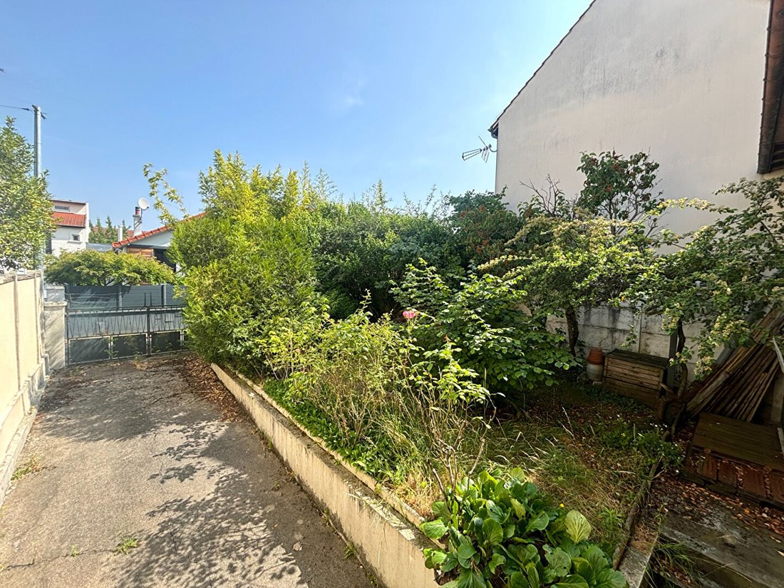 Villa in Charentonneau, Maisons-Alfort, France 3 - 18256124