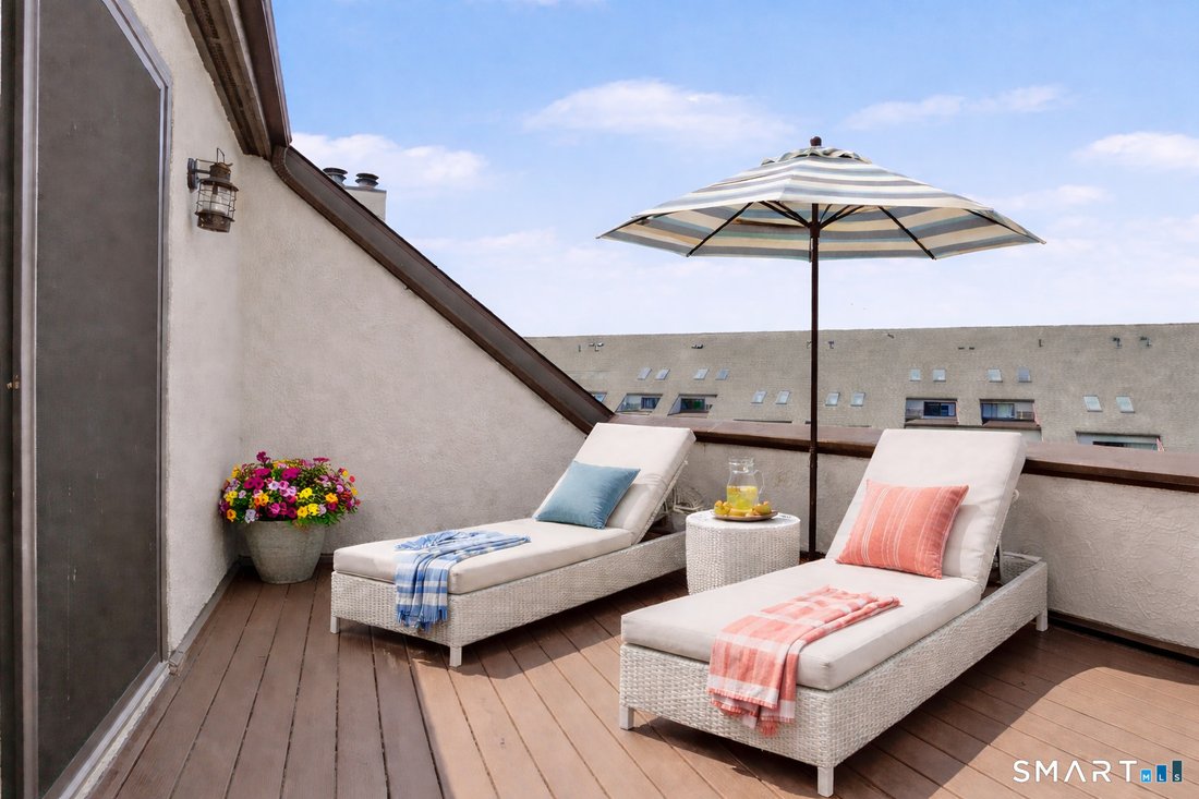 Condo in Stamford, Connecticut, United States 1 - 17989315