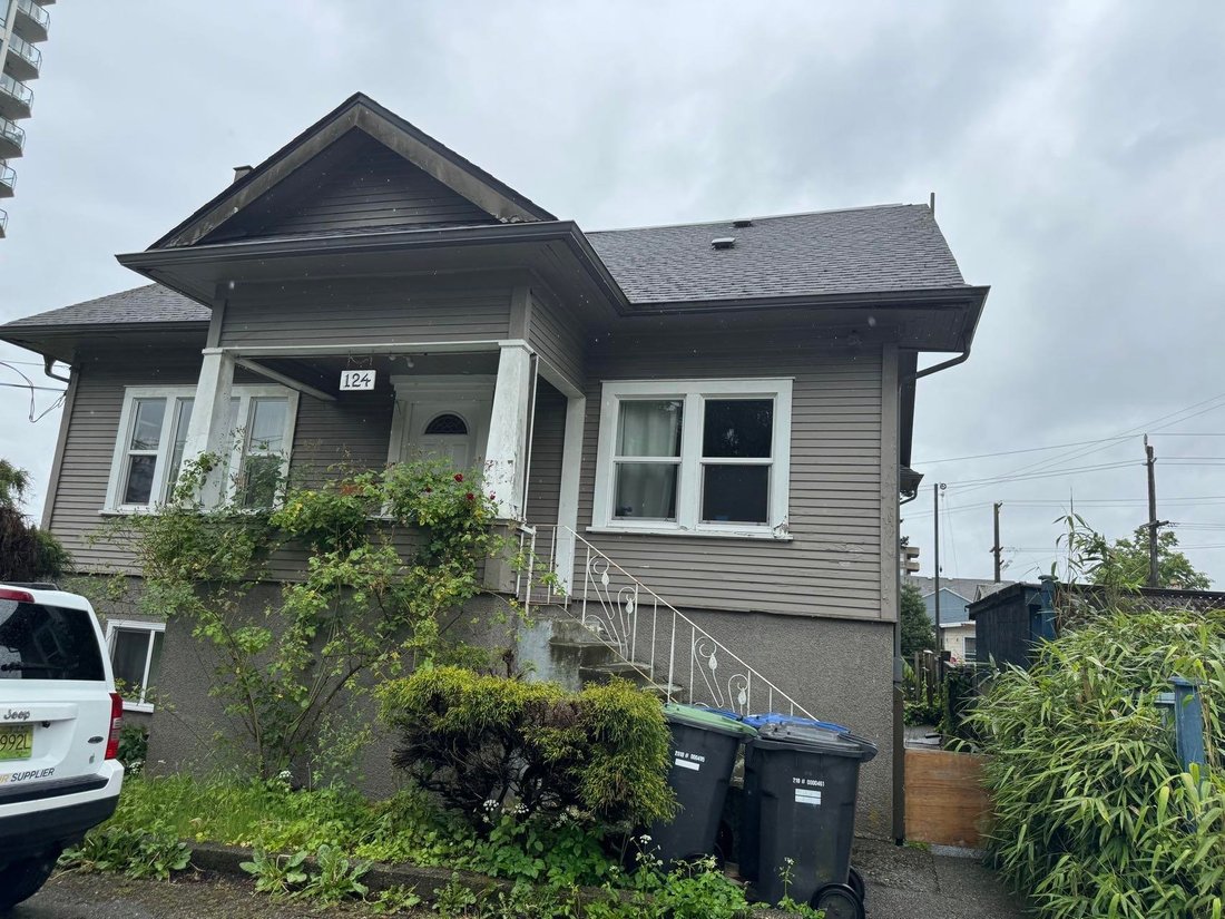 House in New Westminster, British Columbia, Canada 1 - 18257105