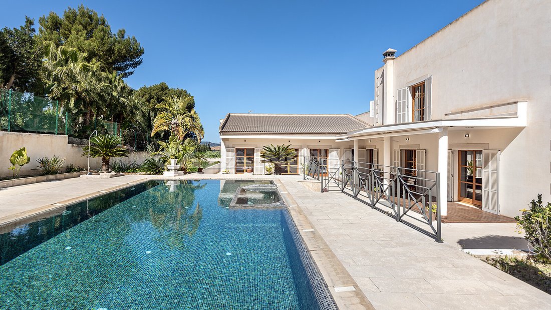 Villa in Rotes Velles, Calvia, Balearic Islands 2 - 18244217