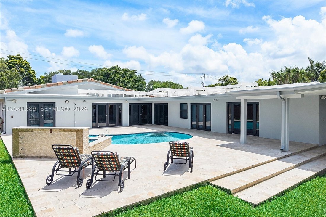 House in Aventura, Florida, United States 4 - 18250337