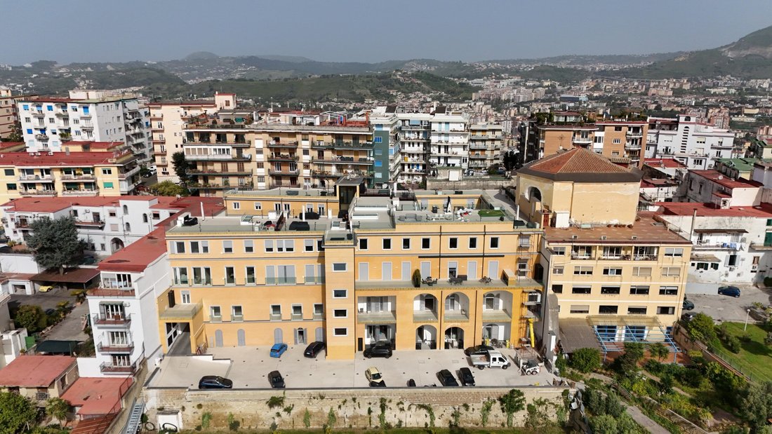 Estate in Naples, Campania, Italy 3 - 15864506
