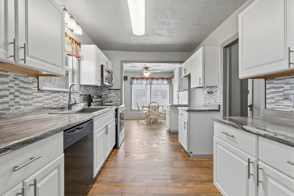 Farm Ranch in Klamath Falls, Oregon, United States 3 - 18252964