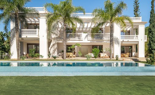 Villa in Estepona, Andalusia, Spain 1