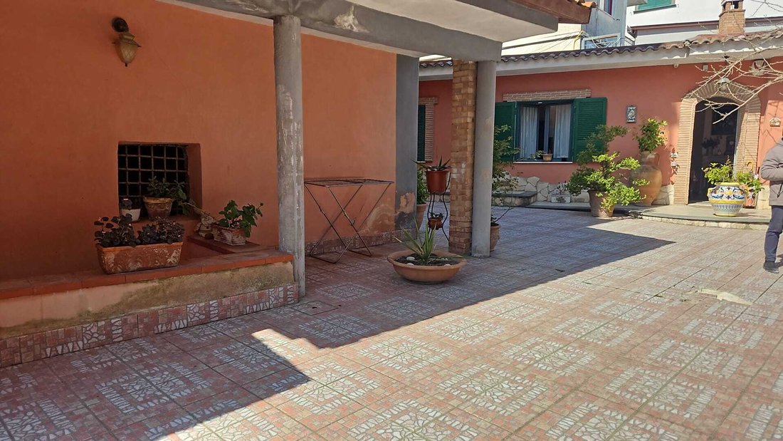 Apartment in Naples, Campania, Italy 1 - 17551719