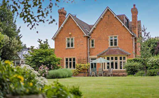 House in Twyning, England 1