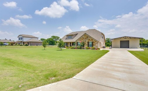 House in Rio Vista, Texas, United States 1