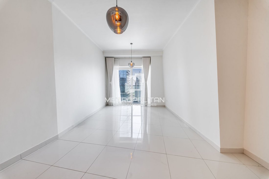 Apartment in Dubai Marina / Marsa Dubai, Dubai, United Arab Emirates 2 - 17280004
