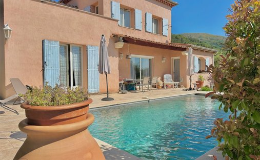 Villa in Tourrettes-sur-Loup, Provence-Alpes-Côte d'Azur, France 1