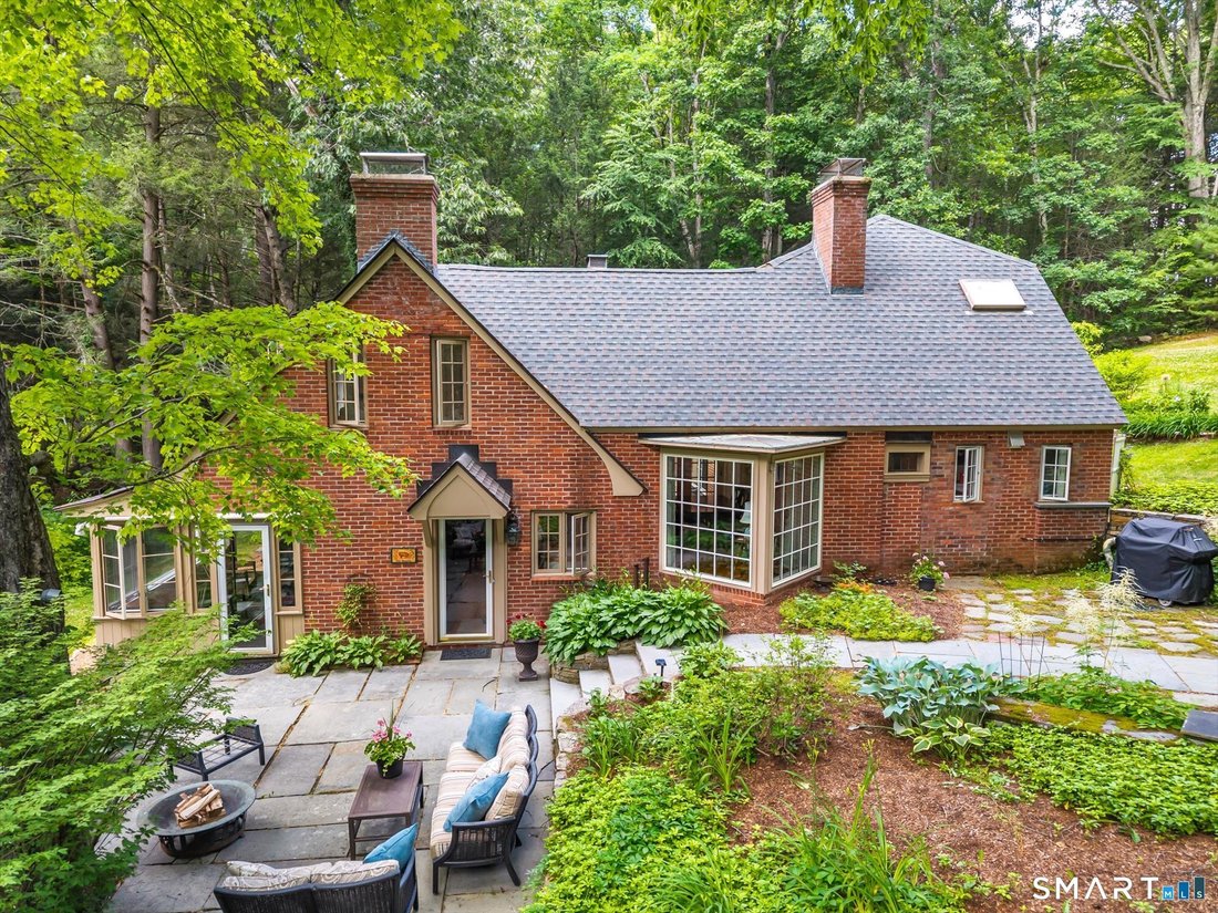 House in Granby, Connecticut, United States 2 - 18254696