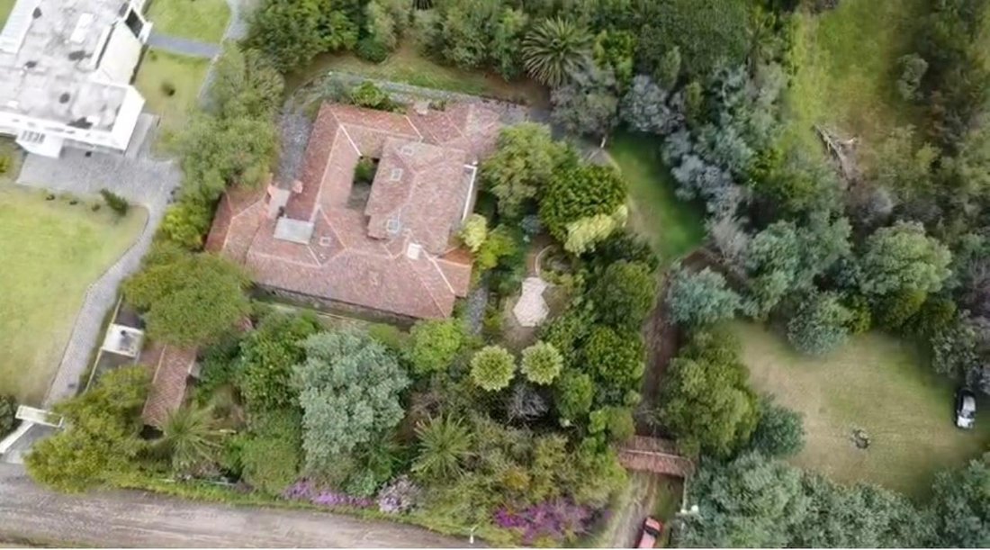 Land in Quito, Pichincha, Ecuador 2 - 18253334