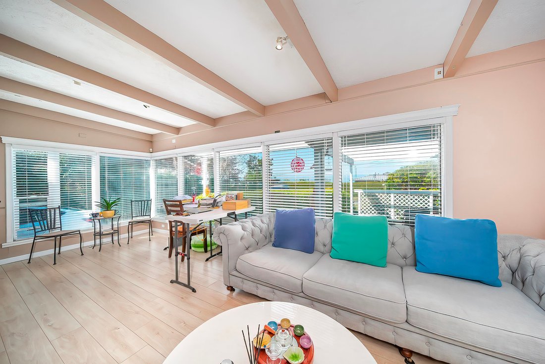 House in Delta, British Columbia, Canada 3 - 18256669