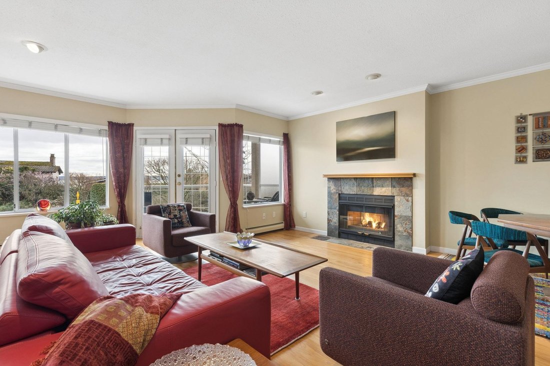 House in West Vancouver, British Columbia, Canada 4 - 18256782