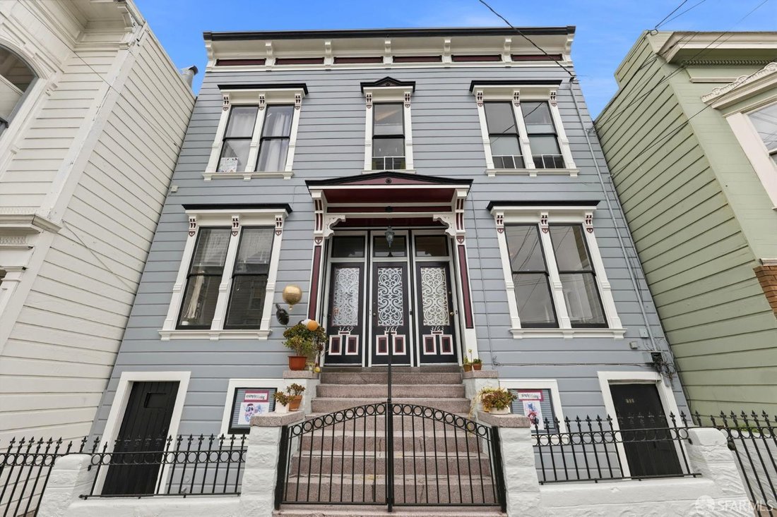 San Francisco, California, United States 1 - 18253166