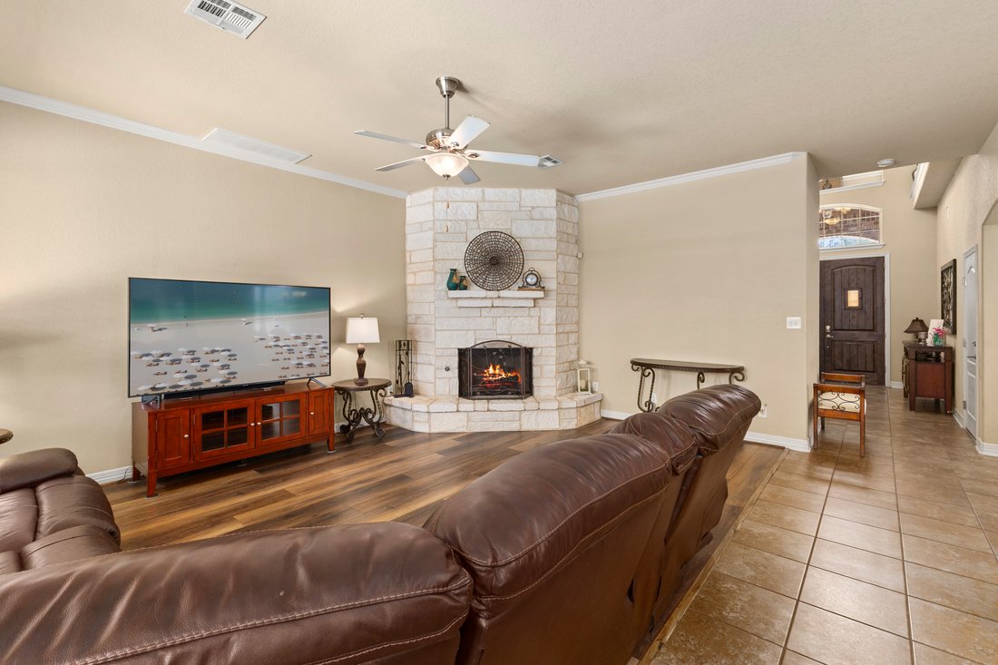 House in San Antonio, Texas, United States 5 - 18252859