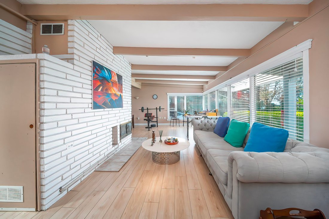 House in Delta, British Columbia, Canada 1 - 18256669