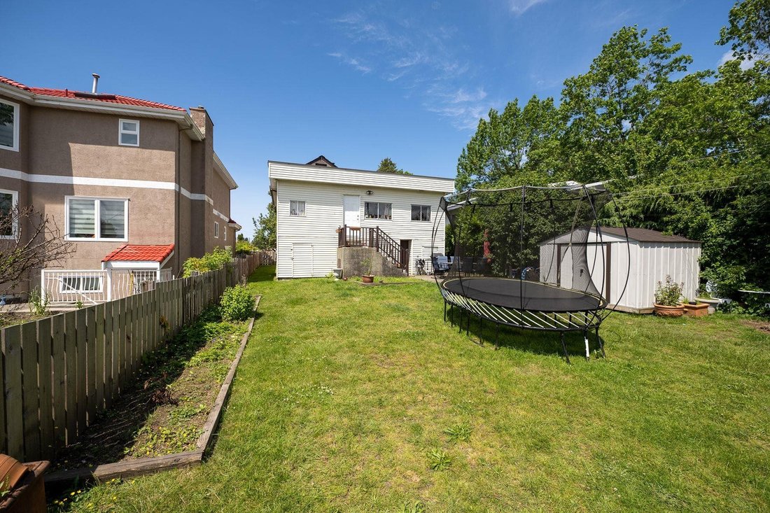 House in Vancouver, British Columbia, Canada 2 - 18256732