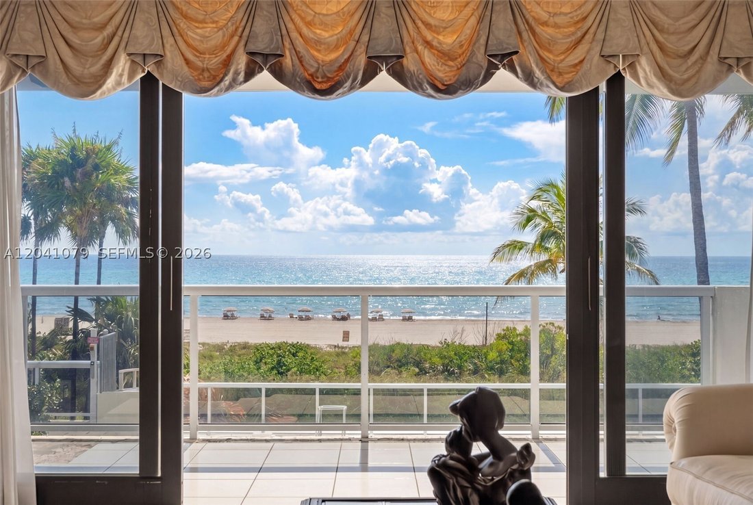 Condo in Miami Beach, Florida, United States 1 - 18254649