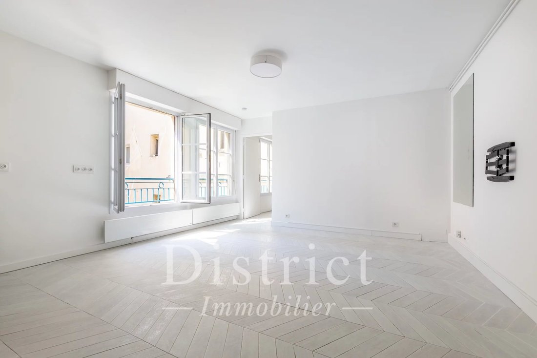 Apartment in Montorgueil-Saint Denis, Paris 2e Arrondissement, Paris 4 - 18250092