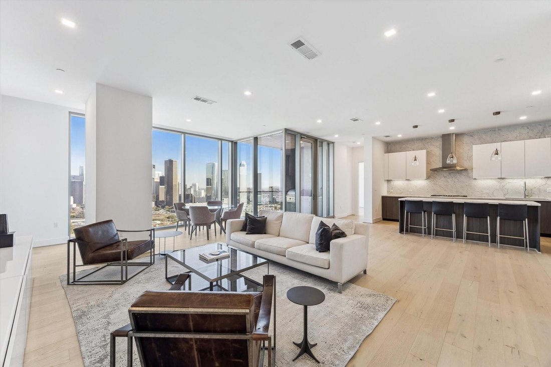 Condo in Houston, Texas, United States 1 - 18255369