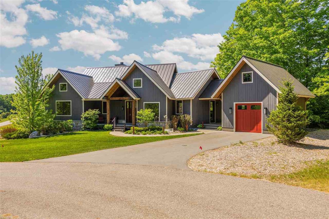 House in Wequetonsing, Michigan, United States 1 - 17450402