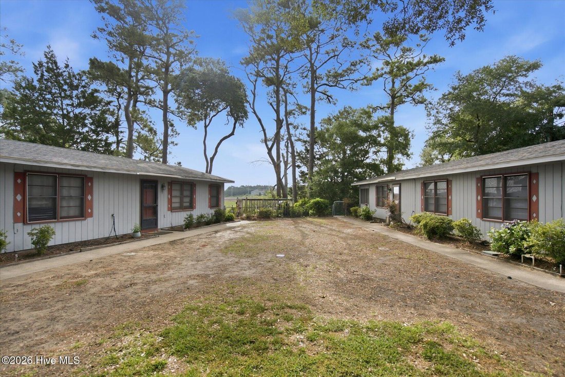 Oak Island, North Carolina, United States 4 - 18250923