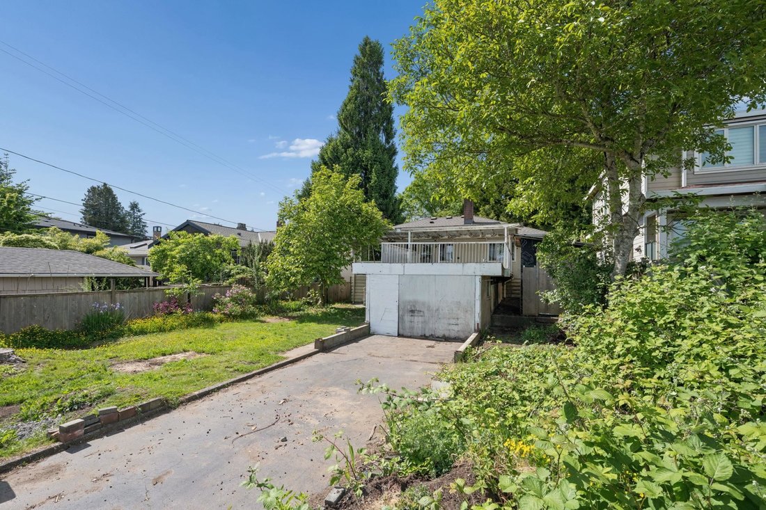 House in Burnaby, British Columbia, Canada 5 - 18256961