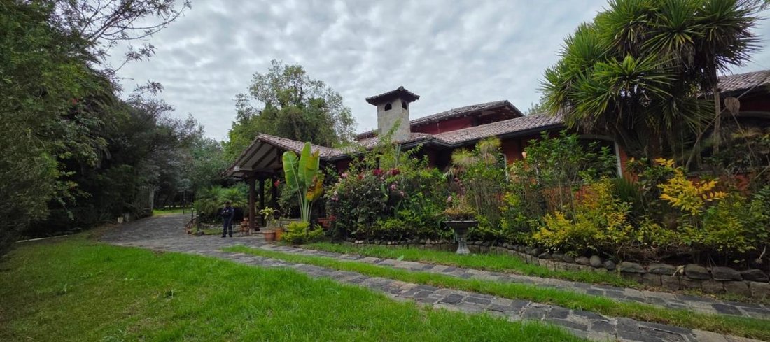 Land in Quito, Pichincha, Ecuador 5 - 18253334