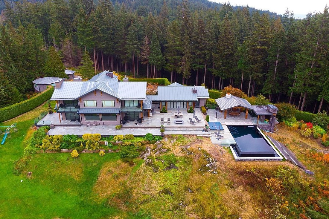 House in Bowen Island, British Columbia, Canada 3 - 18256793